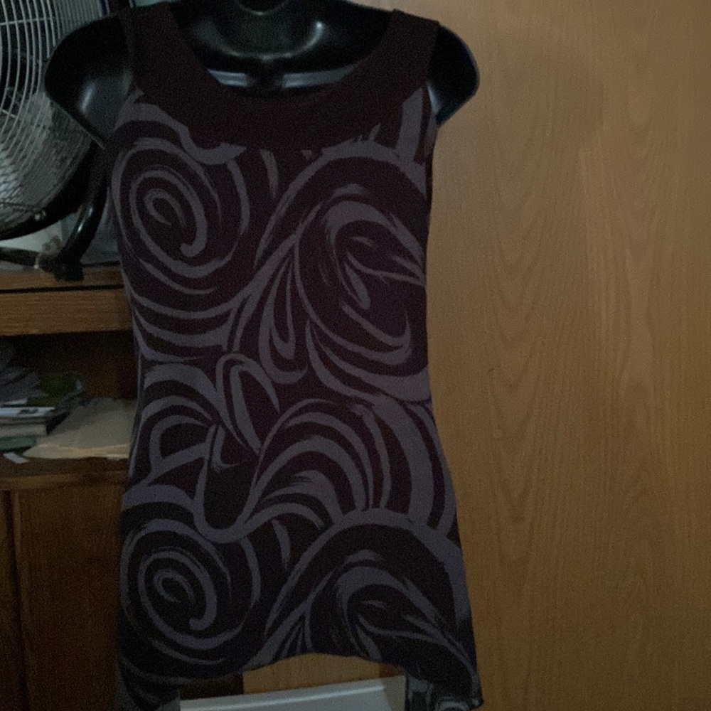 Small top - Picture 2 of 3